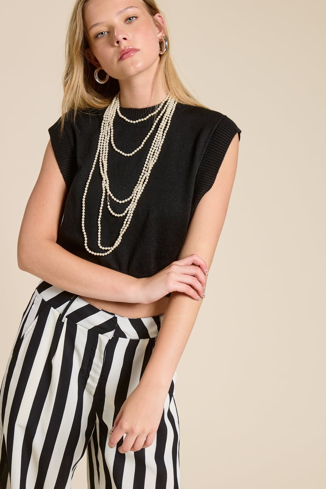 Cropped Knit Sweater Vest