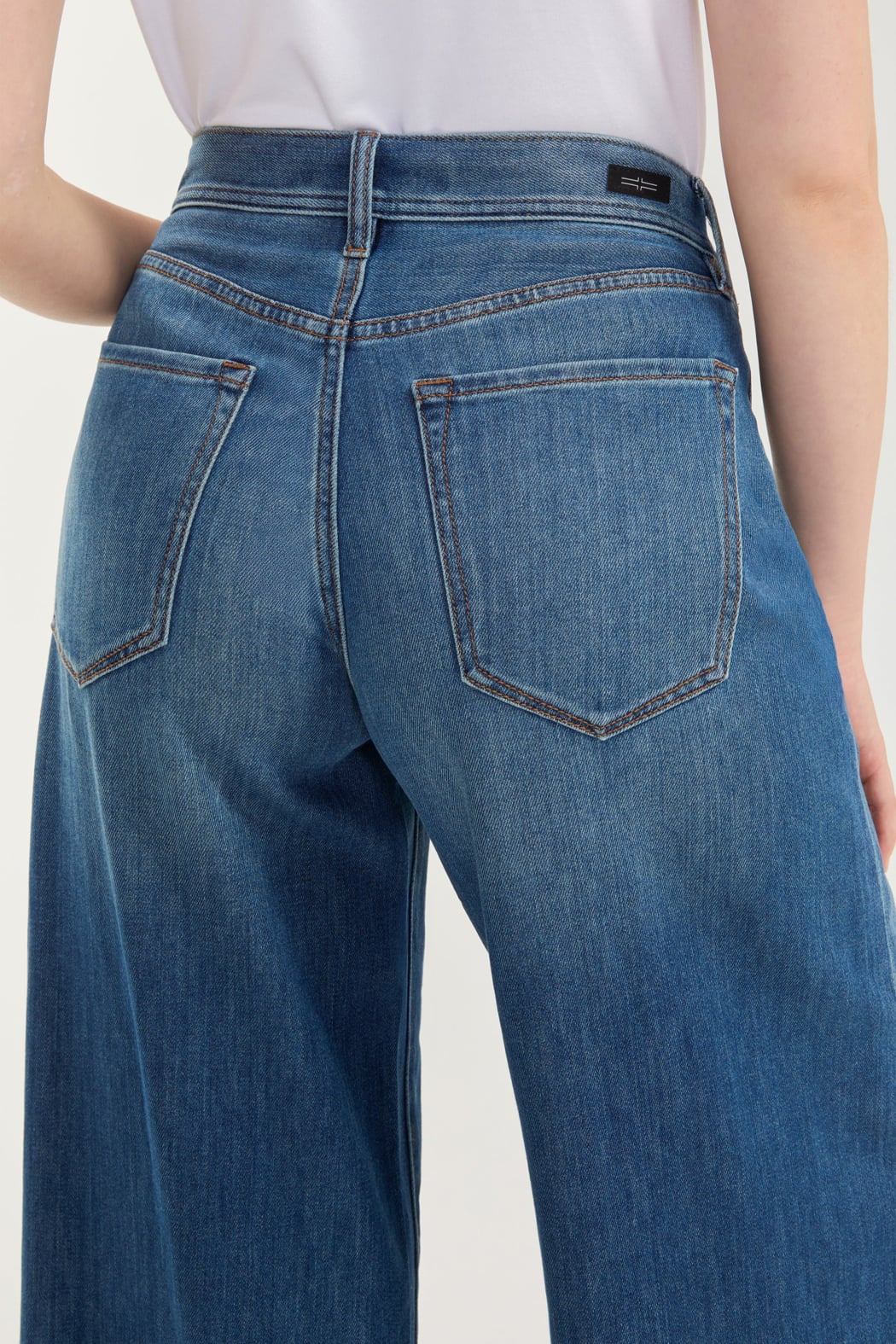 Liverpool Kit High-Rise Relaxed Wide Leg Jean — Autumn Fade