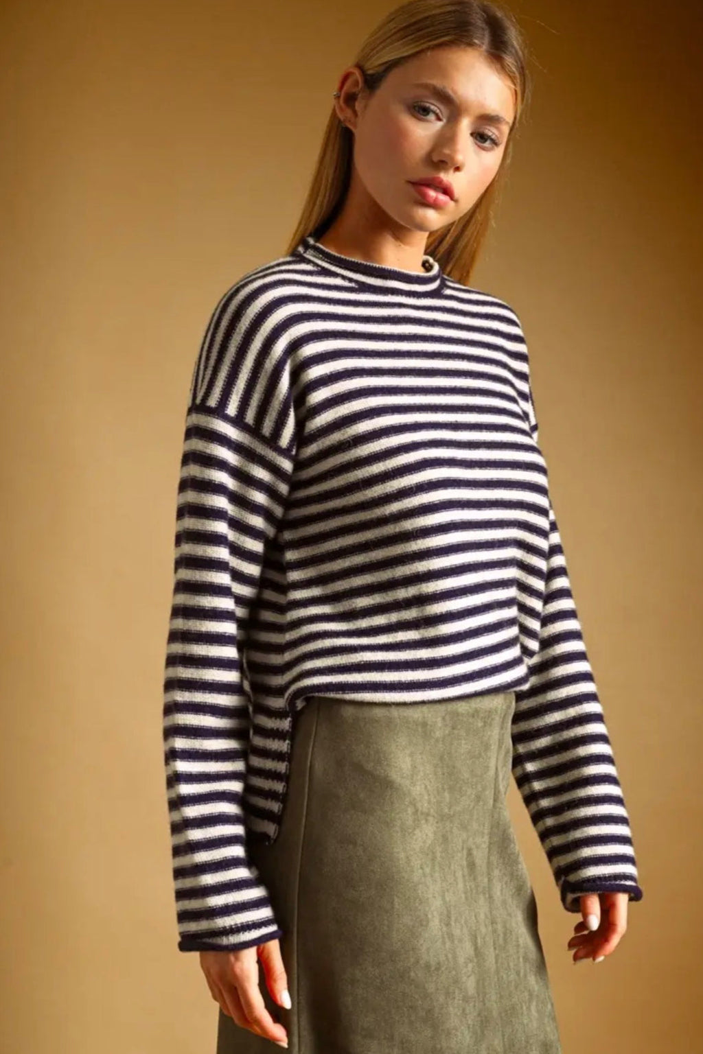ROLLED NECK TOP