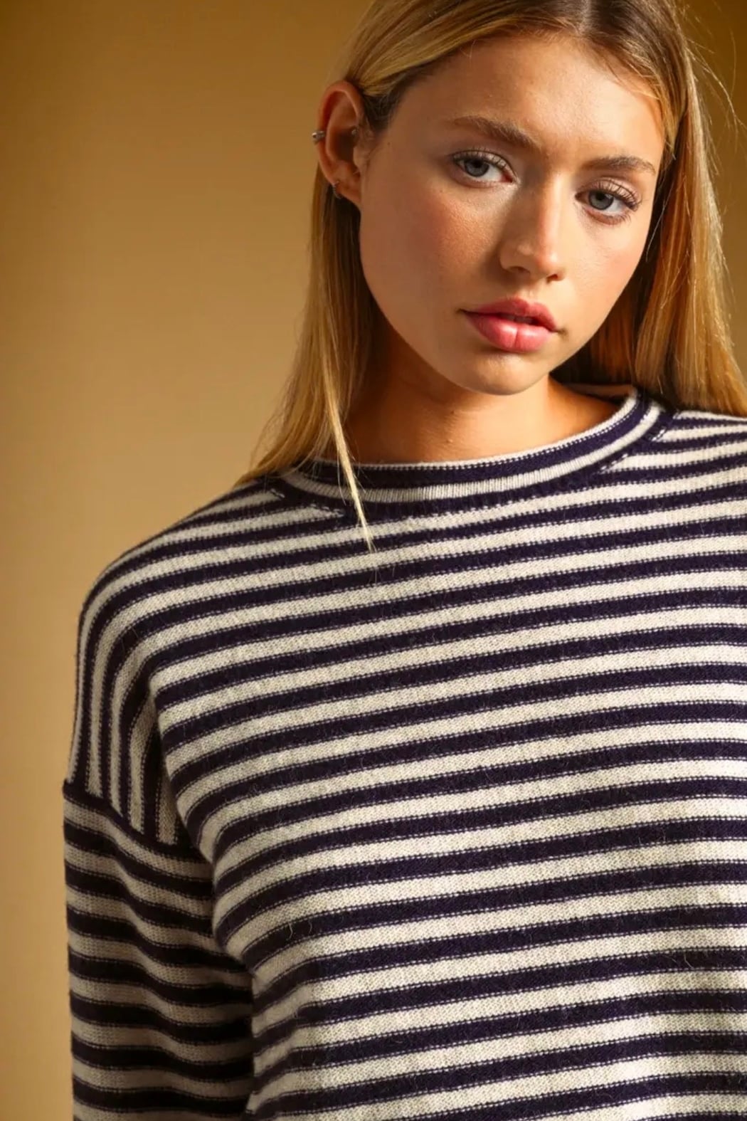 ROLLED NECK TOP