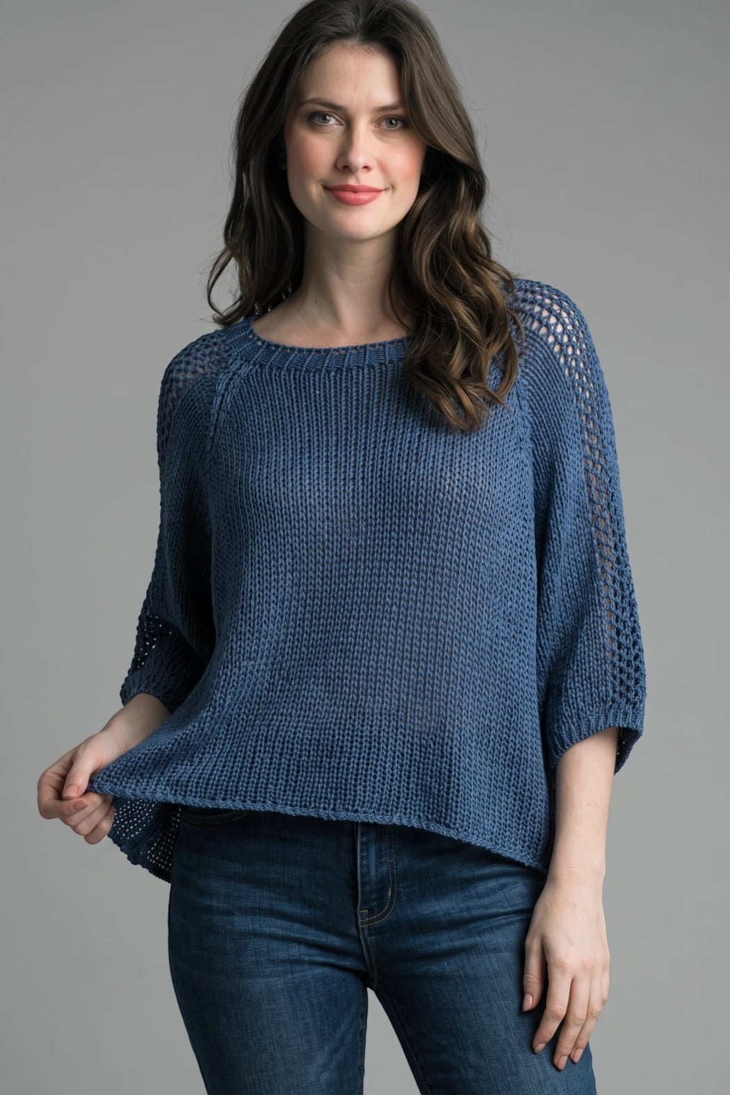 ROUND NECK KNIT PONCHO